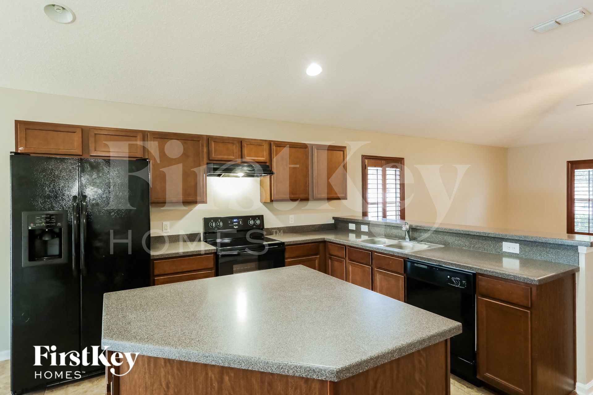 Building Photo - 5668 Village Pond Cir