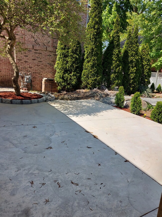 Primary Photo - 297 Tom Hunter Rd