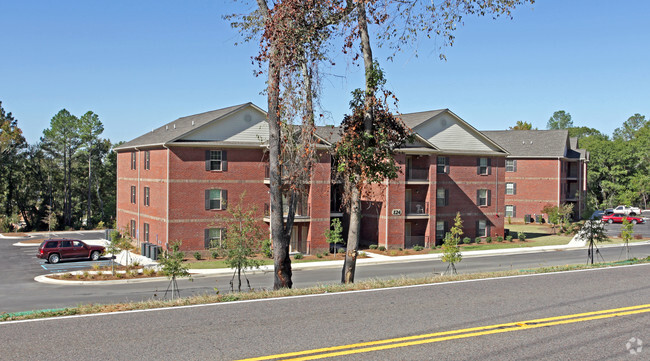 Primary Photo - Cameron Cove Apartments