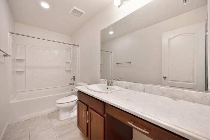 Building Photo - 4600 Ocean Ln