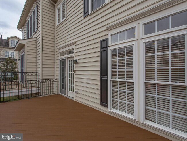 Building Photo - 43802 Bent Creek Terrace