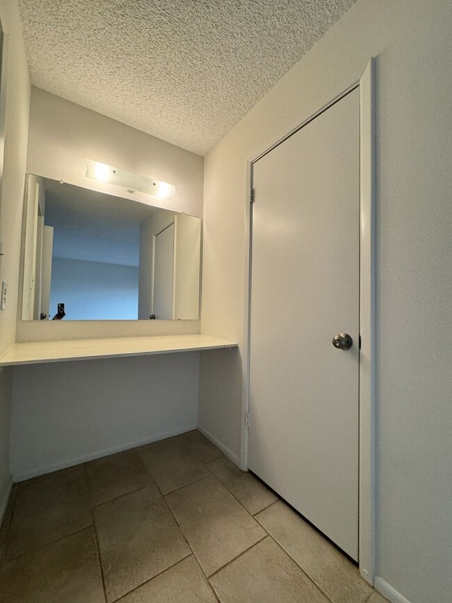 Building Photo - GOLF COURSE HOME W AMENITIES GALORE IN FOUNTAIN OF THE SUN 55+ COMMUNITY & COUNTRY CLUB