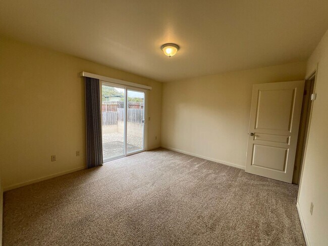 Building Photo - LSGRA445