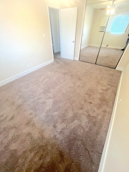 Building Photo - 638 Silverwood Ave