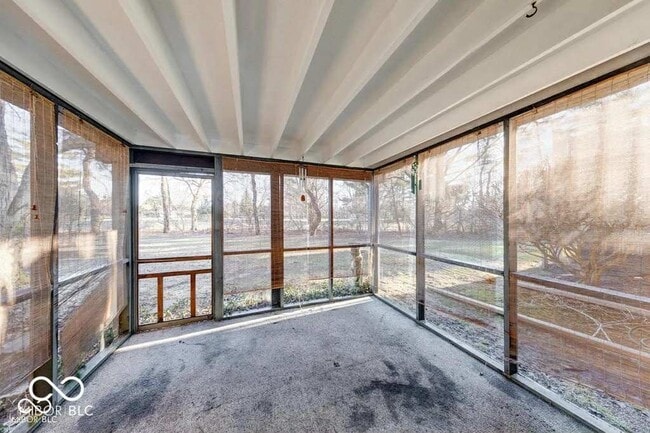 Building Photo - 5525 Roxbury Terrace