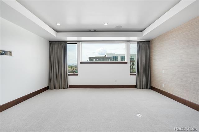 Building Photo - 1665 Central St