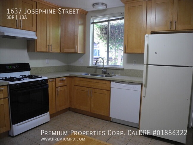 Building Photo - 1637 Josephine St