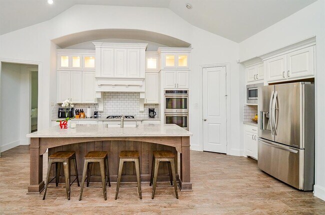 Building Photo - 27522 Blackstone Canyon Ln