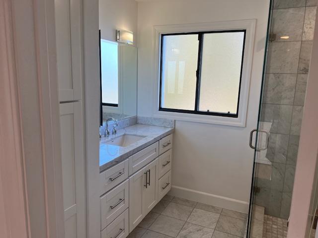 Upstairs bathroom - 2812 Anchor Ave