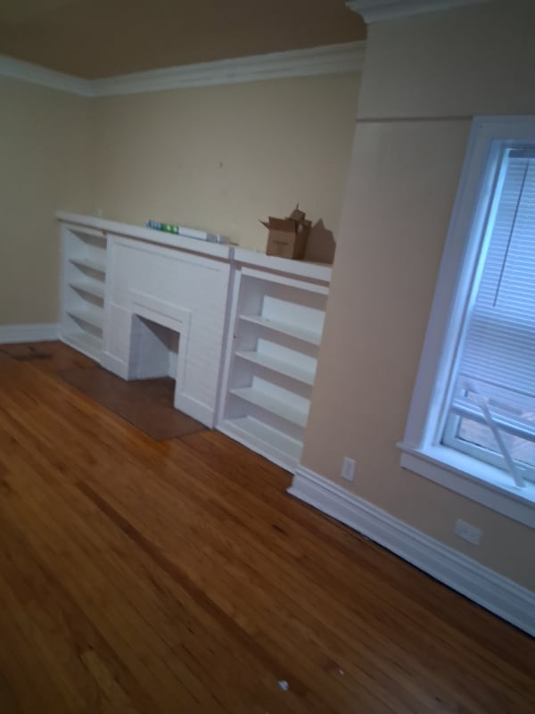 Building Photo - 8028 S Jeffery Blvd