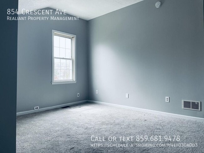 Building Photo - 854 Crescent Ave
