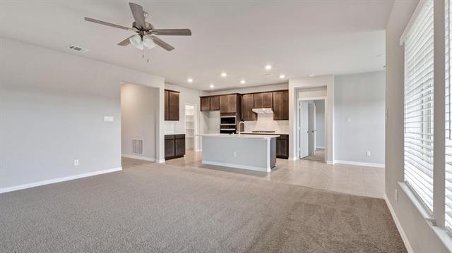 Building Photo - 2106 Sandpiper Wy