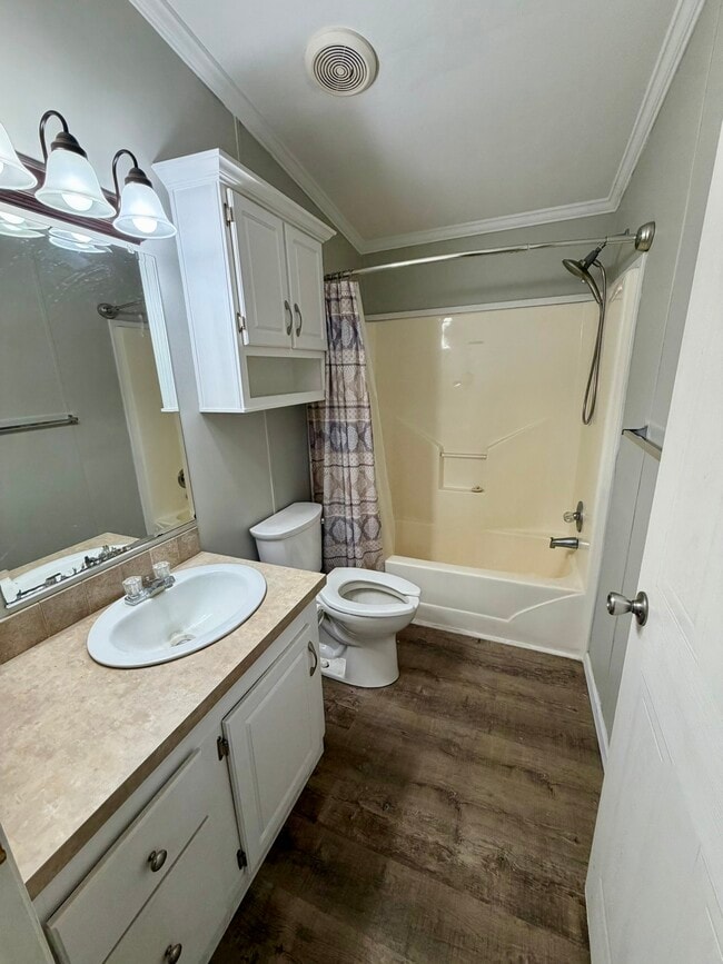 Building Photo - 215 Martin-Prejean Rd