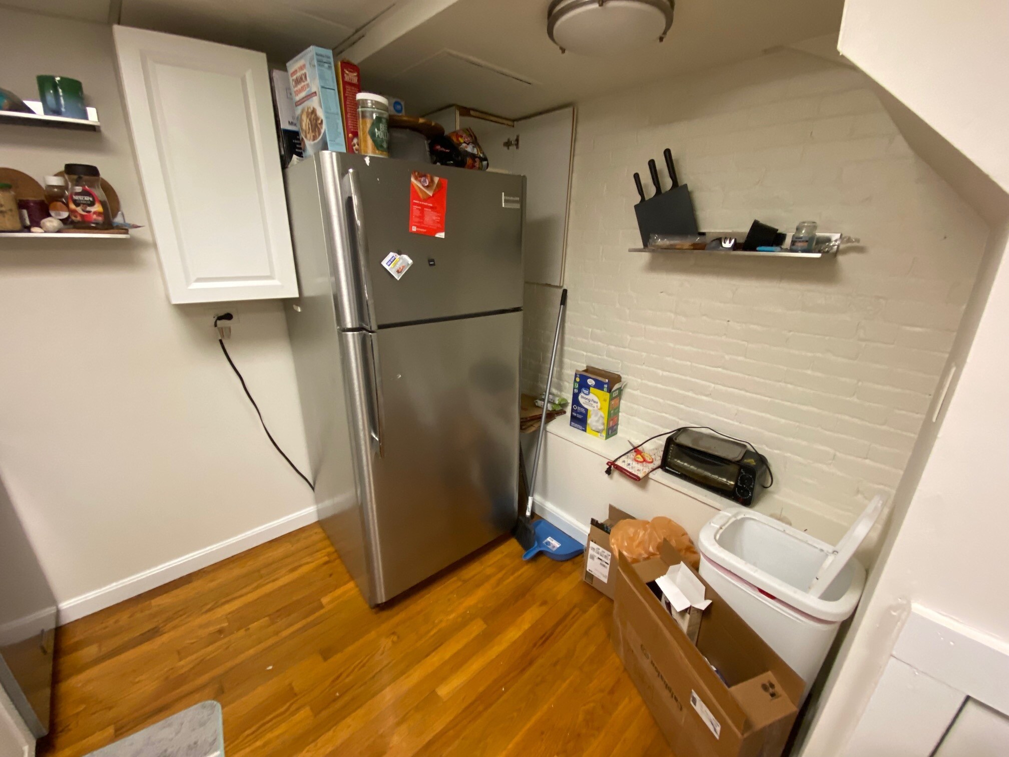 Building Photo - 30 Irving St