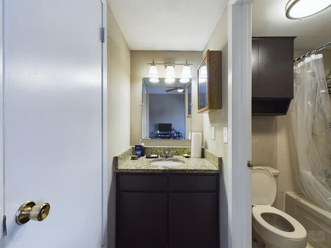 Building Photo - 3000 Guadalupe St