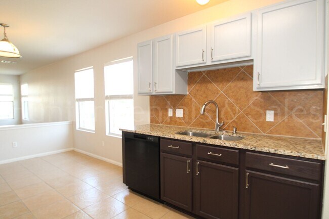 Building Photo - 6712 Taree Loop