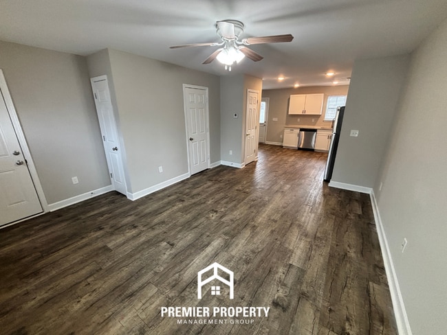 Building Photo - Family-Friendly 3BR Odenville Home with Stainless Steel Appliances & Spacious Backyard