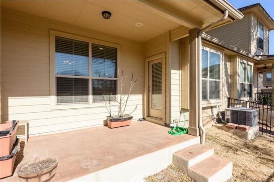 Building Photo - 14001 Avery Ranch Blvd