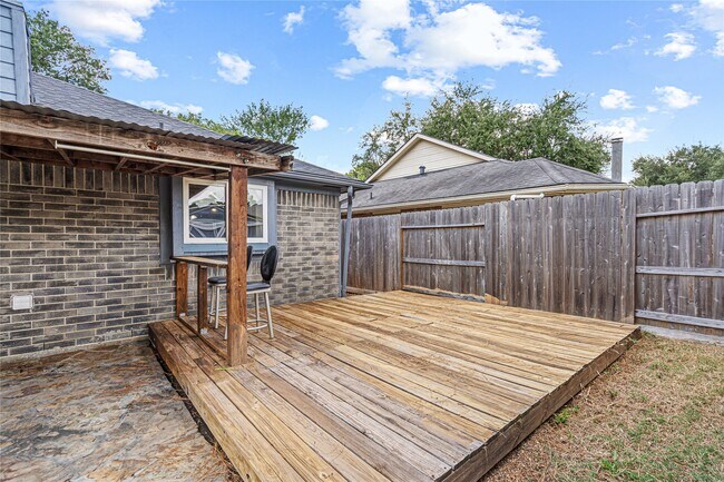 Building Photo - 7726 Gablepoint Dr
