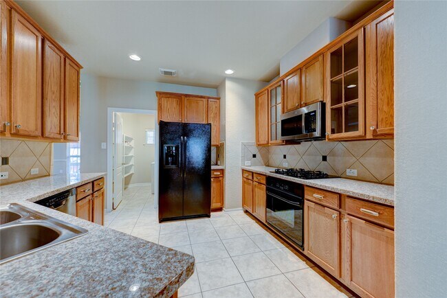 Building Photo - 4323 Wellington Grove Ln