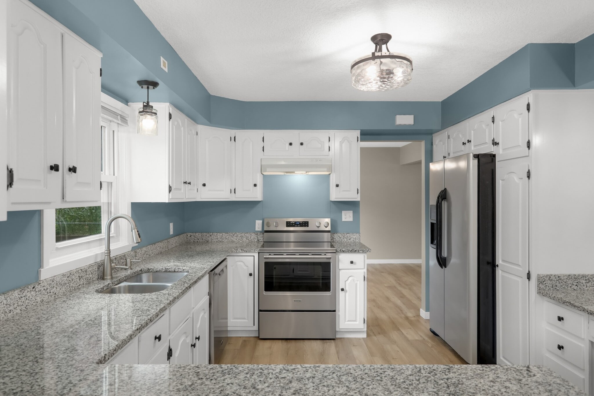 Kitchen - 2808 Aglen St