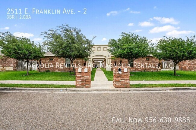 Primary Photo - 2511 E Franklin Ave