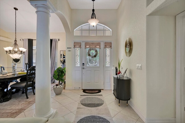 Building Photo - 19 Hoffer St