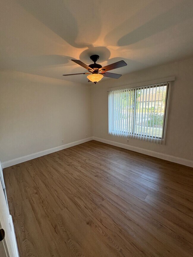 Building Photo - 1105 Del Nido Ct