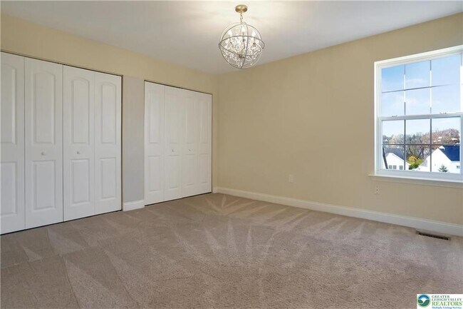 Building Photo - 202 McNair Cir