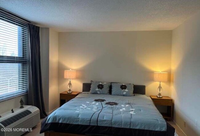 Building Photo - 1 Scenic Dr