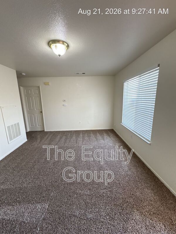 Building Photo - 3739 W Myrtle Ct