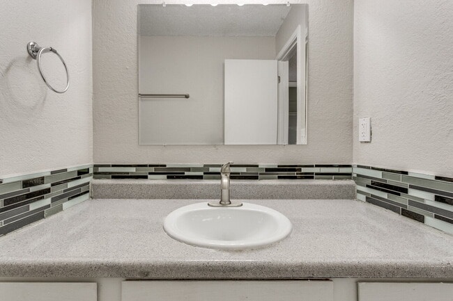 Building Photo - $775 - 2BR Priced as a 1BR! + $99 Move in Special!