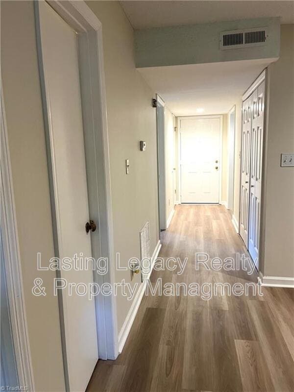 Building Photo - 212 Ridge Forest Ct