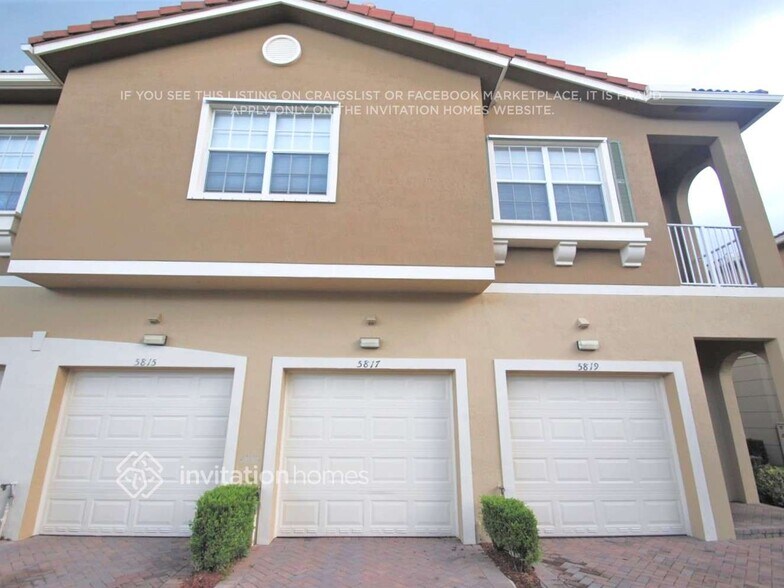 Building Photo - 5817 Hampton Hills Blvd