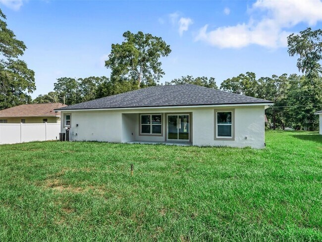 Building Photo - 5386 NW 54th Pl
