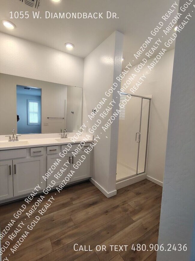 Building Photo - 1055 W. Diamondback Dr.