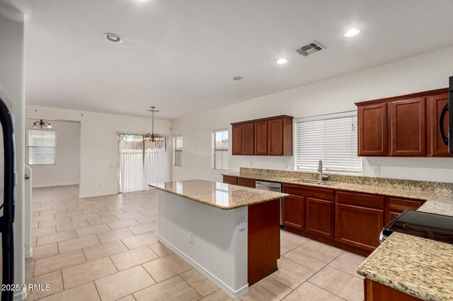 Building Photo - 26417 N Babbling Brook Dr