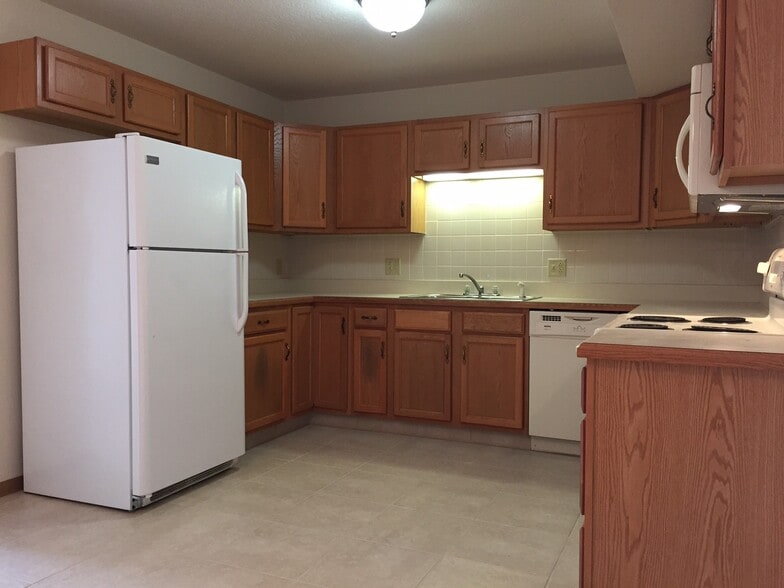 Building Photo - Legends at St. Andrews