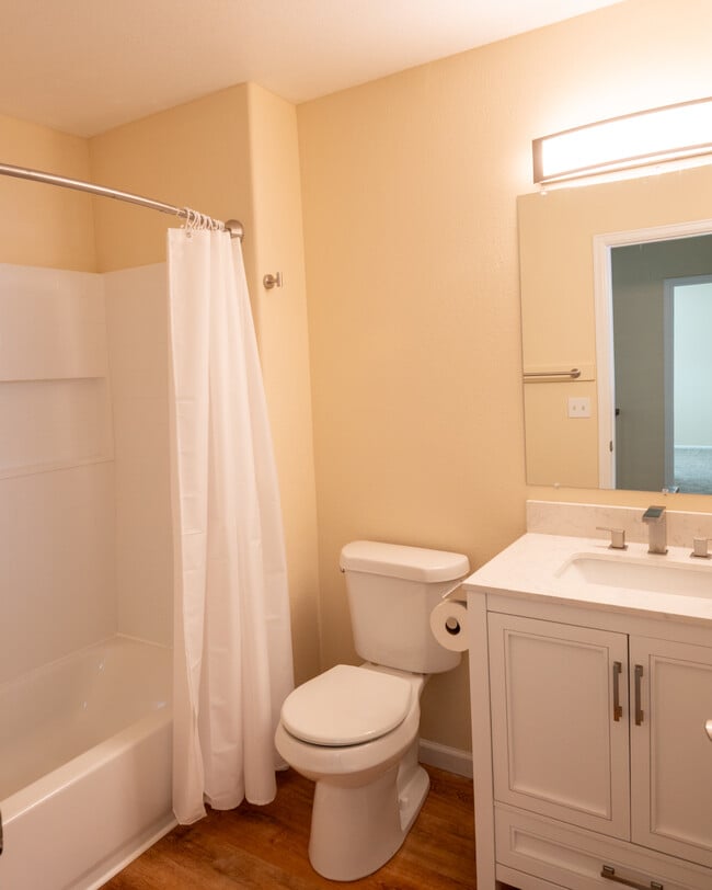 Building Photo - 9952 Melbourne Cir