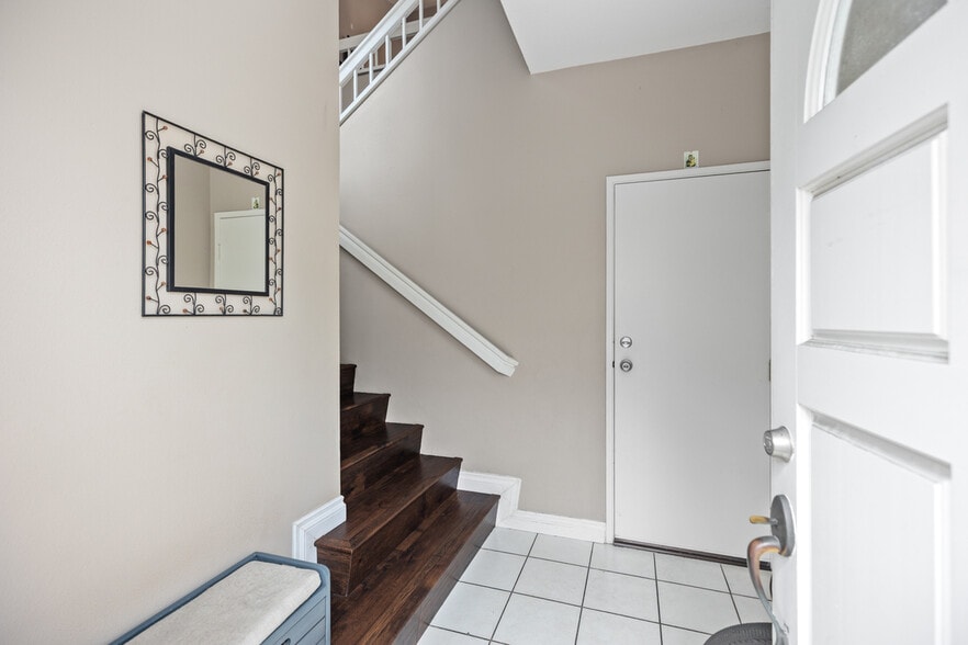 Building Photo - 66 Sandcastle