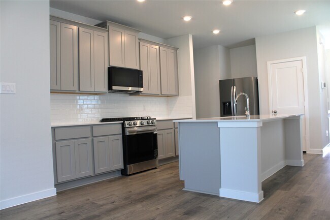 Building Photo - 4018 Windy Whisper Dr