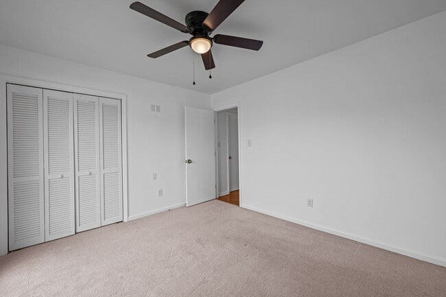 Building Photo - Private Dock Waterfront! Beautiful 3BR/2BA Gem in Fairfield Harbour!