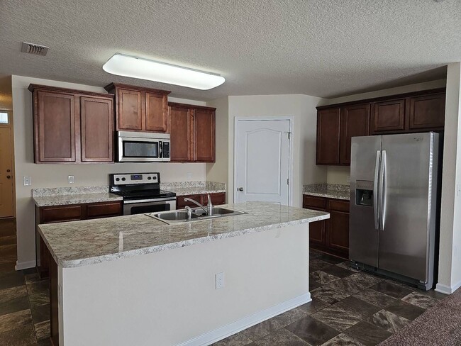 Building Photo - Beautiful 3/2 in Fernandina Beach