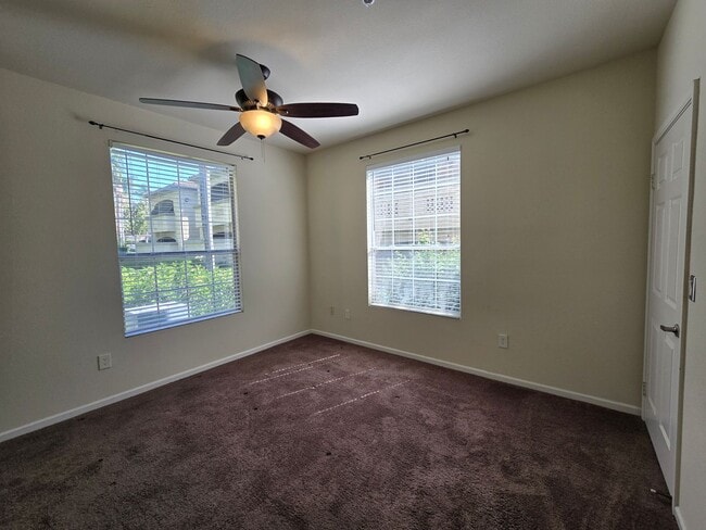 Building Photo - CANYON CREST CONDO