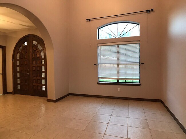 Building Photo - 3Bed/2.5Bath Edinburg TX Home For Rent ( Oakland Village )