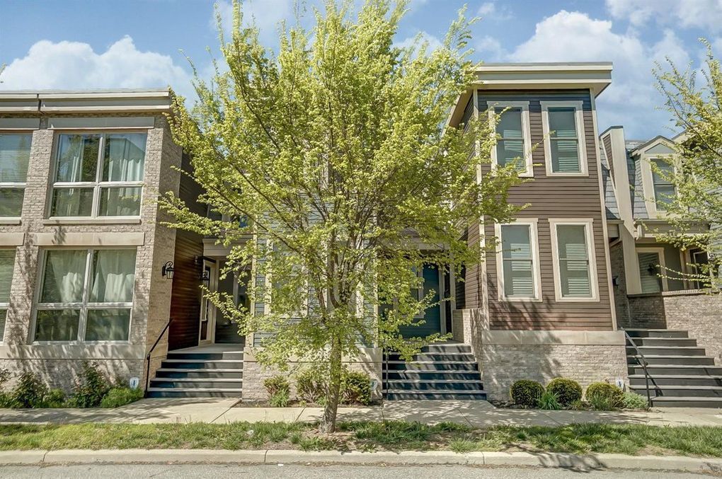 Northern Townhome - 440 Northern Ave