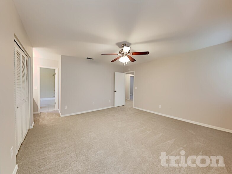 Building Photo - 8708 Bishopswood Dr