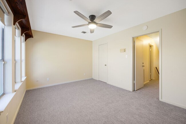 Building Photo - 1856 S Gessner Rd