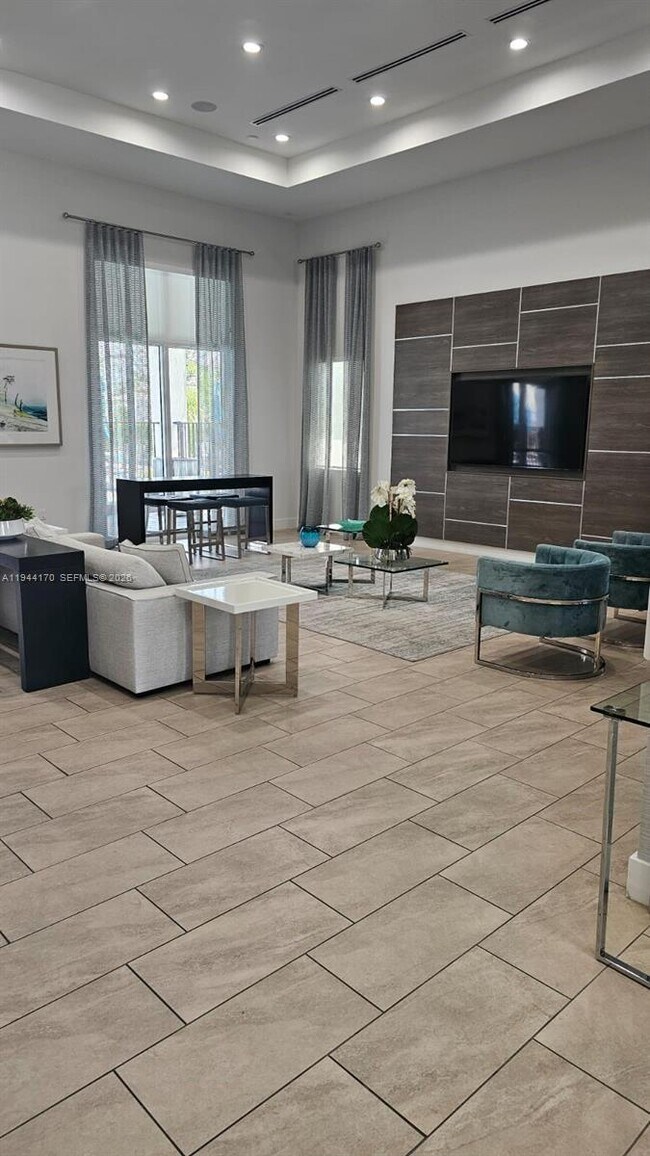 Building Photo - 1146 SE 26th Ter