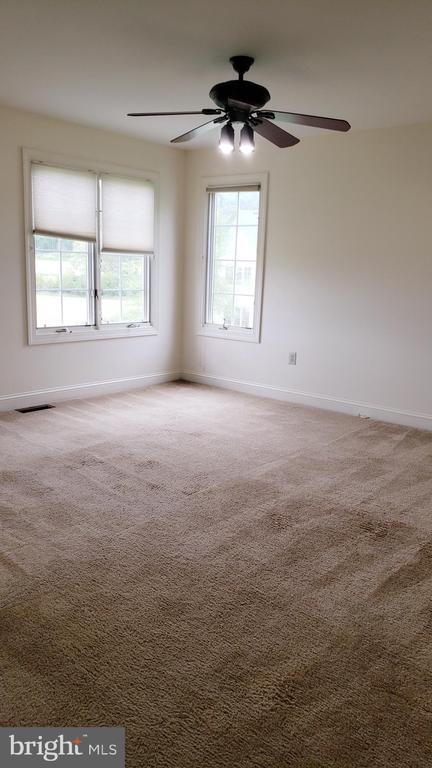 Building Photo - 14 Hayworth Cir